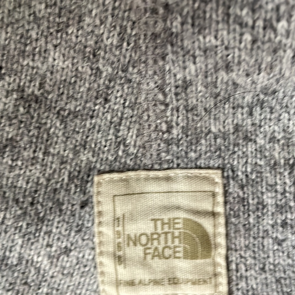 The North Face Toggle Button Gray Pulls - image 5